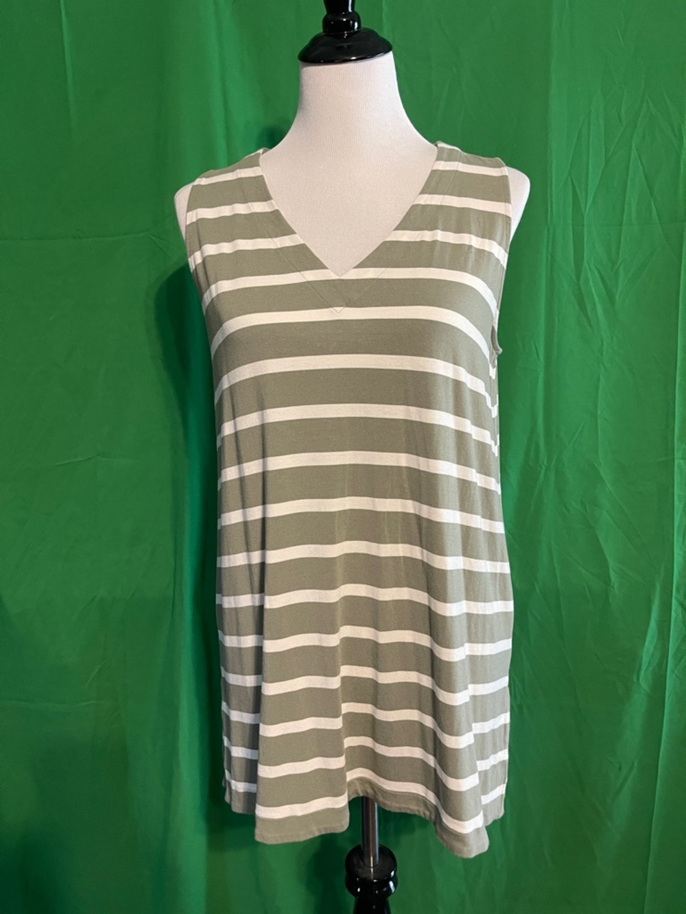 J. Jill Sleeveless Olive Green Striped V-Neck Tank Top